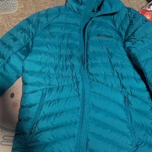 MARMOT  DOWN JACKET SIZE M